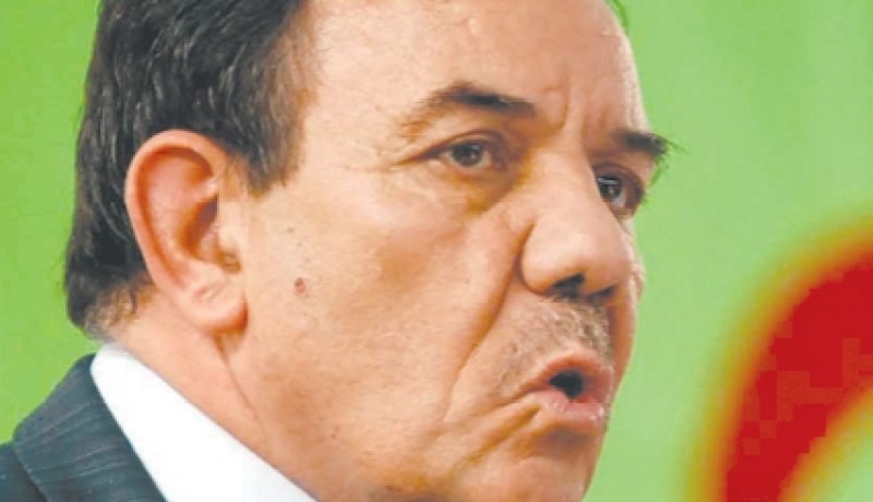 تواتي يؤكد هدف المحتجين هو المساس بمبادئ الحزب