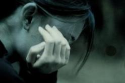 صديقتي‮ ‬اتخذتني‮ ‬جسر عبور لتفوز بمن تحب