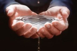 أطلال الذكرى القديمة تحجب رؤية الحب الجديد‮ !‬