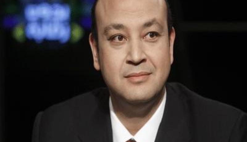 عمرو أديب يهاجم برنامج ''البيت بيتك'' لاستضافته جزائرية أشبعته سبّا!!