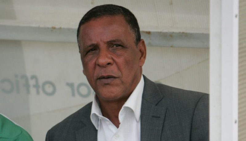 عمراني يؤكد بقائه على رأس شباب قسنطينة