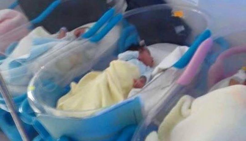 بالصور.. شونطي داخل مصلحة الرضع أمام المواليد الجدد في مستشفى عنابة
