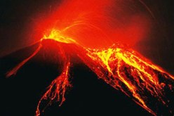 السلطات الأندونيسية تحذر  السكان من تزايد النشاط الزلزالي في مواقع البراكين