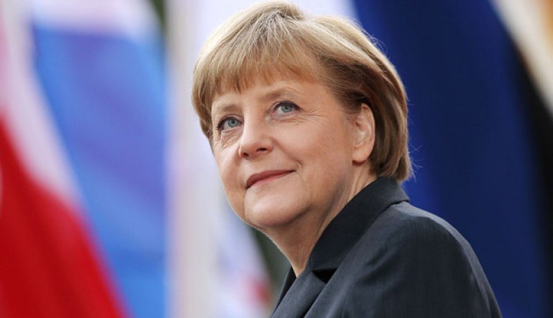 ميركل تشارك في مسيرة للمسلمين بألمانيا من أجل التسامح
