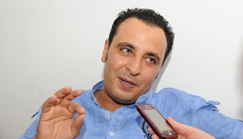 تربيت في بيت محافظ.. لكنني لن أعتزل الغناء إلى الإنشاد