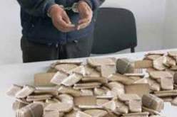 توقيف تجار مخدرات وضبط كمية من الكيف المعالج والأقراص