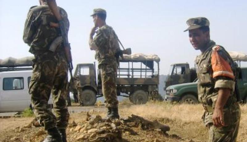 الجيش يفكّك قنبلة زرعها إرهابيون في مقبرة بتيزي وزو