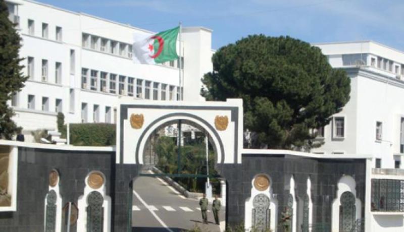 وزارة الدفاع تفتح مسابقة لتوظيف 83 مستخدما مدنيا شبيها