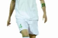 مشاركتي بيد الطبيب.. وسنلعب أمام مصر وكأننا 40 مليون جزائري