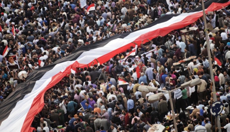 مئات المتظاهرين ضد الرئيس المصري في بور سعيد