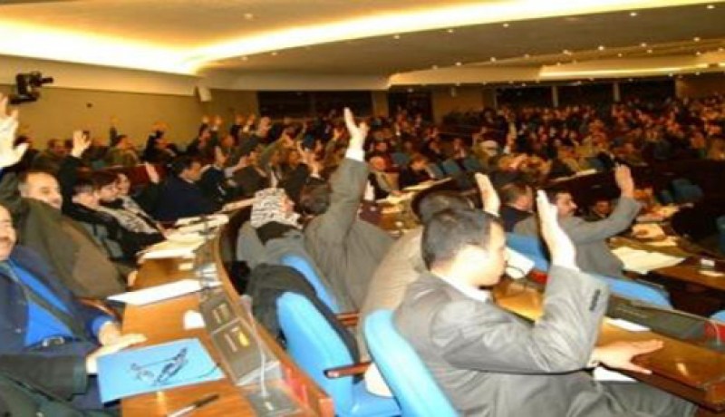 أعضاء مجلس الأمة يشرعون في مناقشة مشروع قانون الولاية