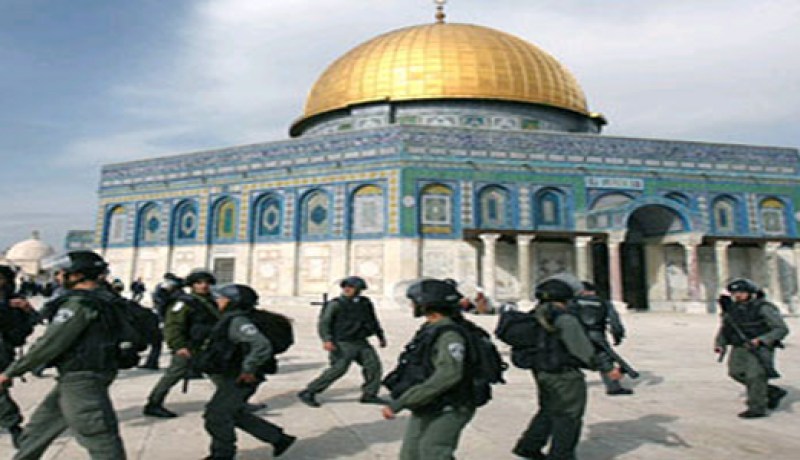 مستوطنون يقتحمون باحة مسجد الأقصى في القدس المحتلة