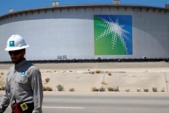 أرامكو السعودية تؤجل تزويد الصين بالنفط