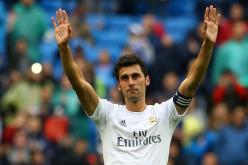 أربيلوا :”برشلونة واجه ريال مدريد بـ 12 لاعبا”