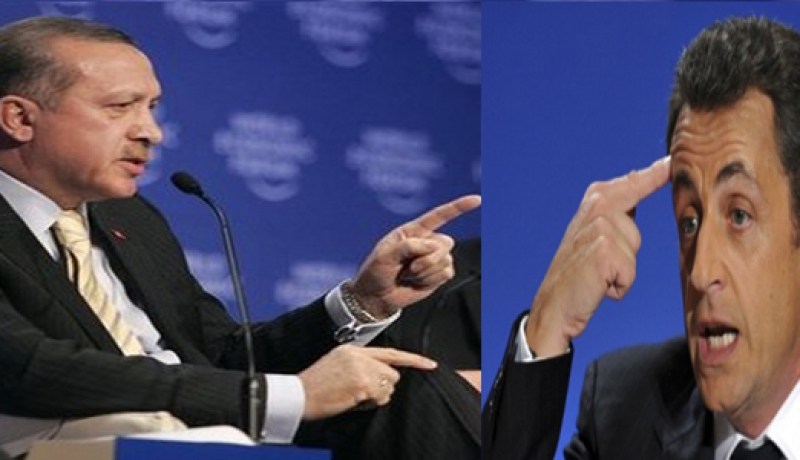 رئيس الوزراء التركي يصف ساركوزي بالعنصري