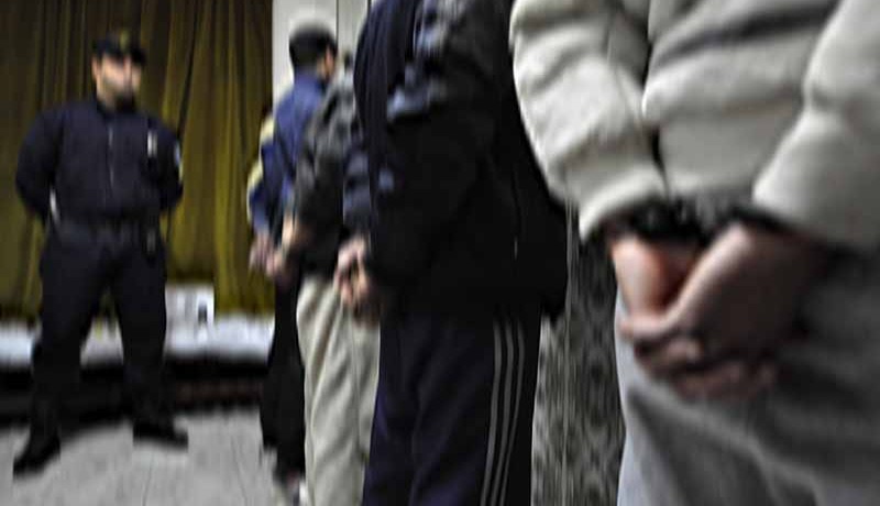 يزوّر بطاقة مندوب عربي للإعلام لتقلد منصب مدير دبلوماسية أكاديمية المجتمع المدني