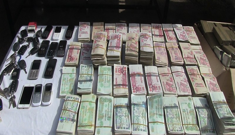 إيقاف موظف يعمل بمركز تجاري يروّج لأوراق نقدية مزوّرة من فئة 1000 دج في البليدة