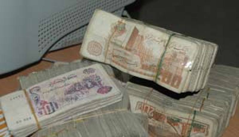 توقيف شبكة لتزوير الأوراق النقدية بعين تموشنت…تضم لاعبين لكرة القدم معروفين لعبوا في صفوف شباب بلوزداد ومولودية وهران