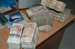 إرفاق التقارير بكشوفات الحسابات المختلفة والأخد بعين الاعتبار المظاهر الخارجية للثراء وعوامل الحياة اليومية