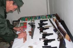 صناعة الأسلحة لتمويل الجماعات الإرهابية والإجرامية