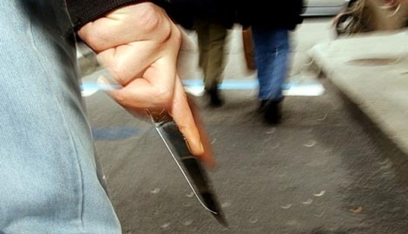 عضو جمعية وطنية للتكفل بالأطفال يتعرض إلى السرقة في جلسة خمر