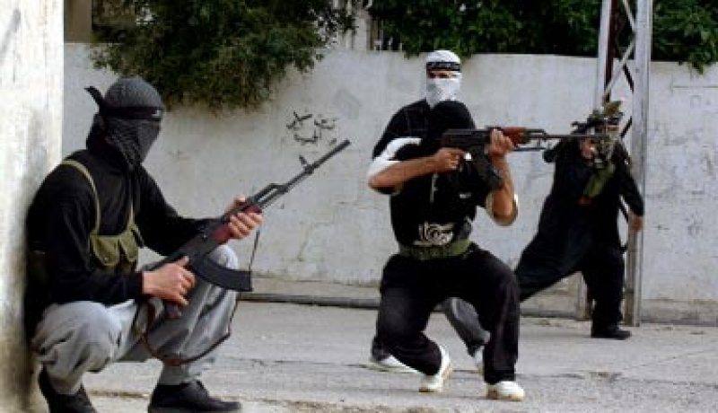 مسلحون يعتدون على وفد حكومي أفغاني يزور موقع مجزرة قندهار