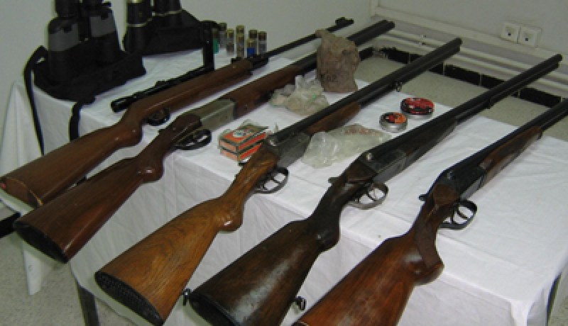 اكتشاف ورشة أسلحة بمنزل مغترب مسبوق قضائيا بعين مران في‮ ‬الشلف