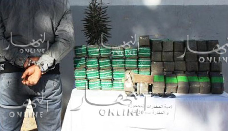 توقيف شخص بحوزته 25 كغ من “الزطلة” ببرج بوعريريج