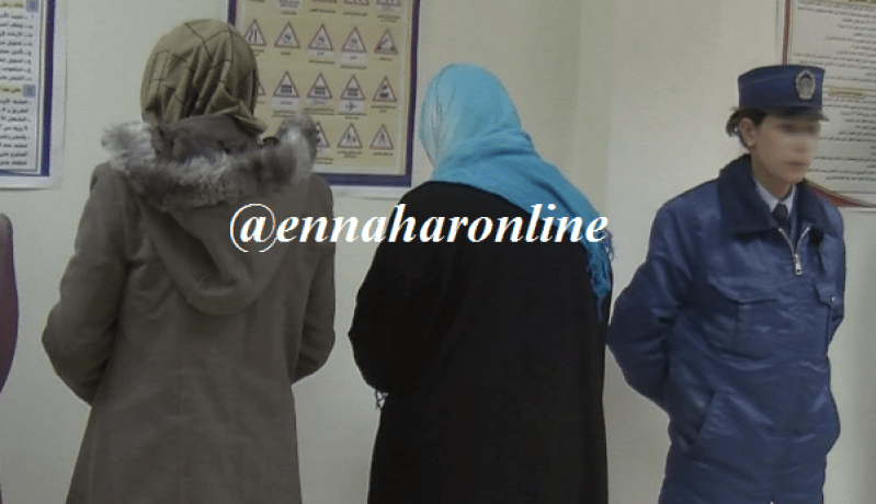 شقيقتان وفتاة حامل يؤسّسن عصابة «براكاج» بإستعمال أسلحة بيضاء في باب الزوار!