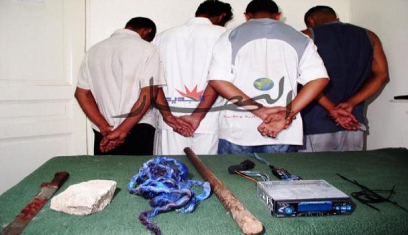 توقيف عصابة تطارد الطلبة بالسيوف والخناجر بالجزائر العاصمة