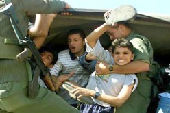 جيش الاحتلال الإسرائيلي يعتقل ثمانية فلسطينيين فى محافظات بالضفة الغربية