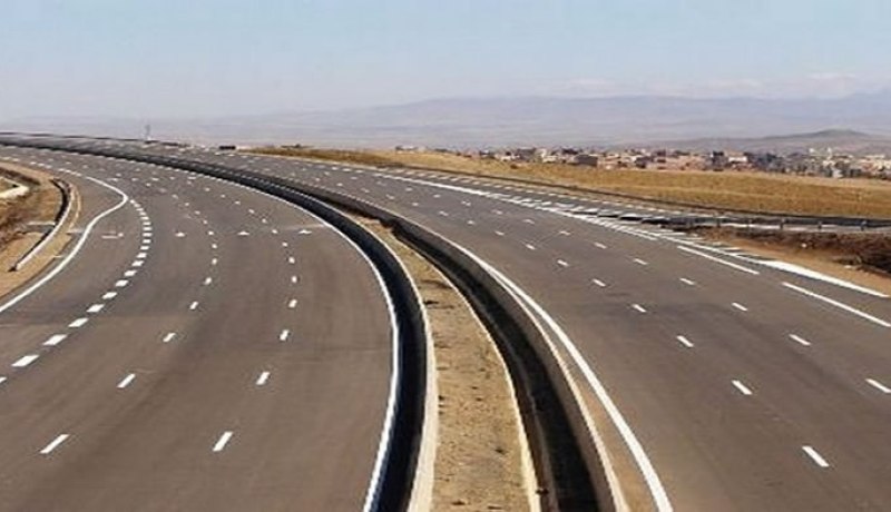 تسليم 135 كلم من مشروع الطريق السيار شمال جنوب نهاية 2016