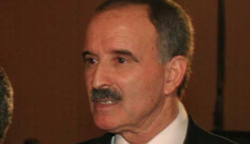 محي الدين خالف يثني على سفيان فغولي