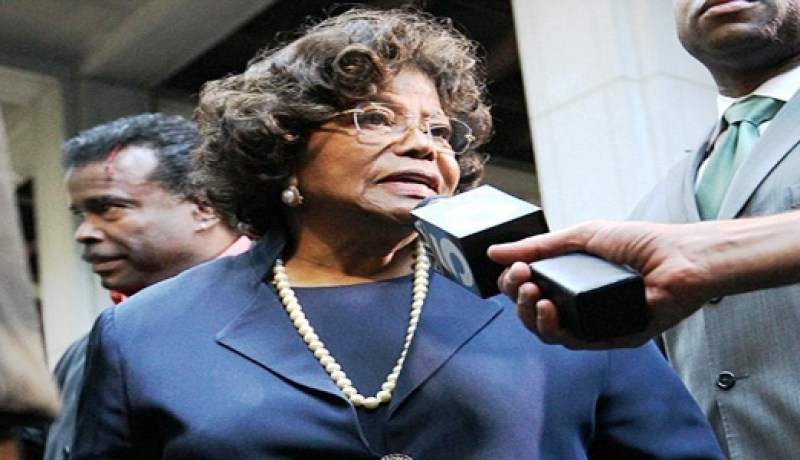 والدة مايكل جاكسون‮: 4 ‬سنوات‮ ‬غير كافية