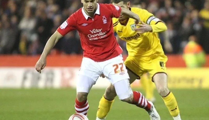 حالة غموض تسود مستقبل قديورة مع فريقه