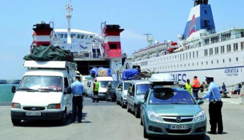 توقيف مغترب بحوزته سلاح وذخيرة بميناء مستغانم