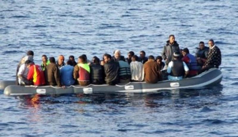 توقيف 20 شخصا بعرض البحر في عنابة