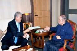 الرئيس بوتفليقة يستقبل الوزير الأول عبد المالك سلال