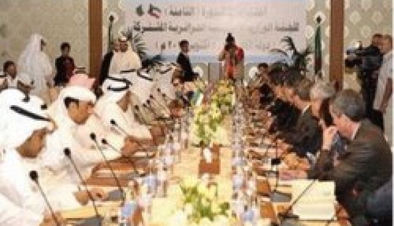 الجزائر و الكويت تتفقان على بعث الاستثمار المشترك في عدة قطاعات