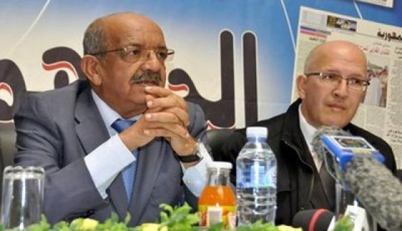 وزير الاتصال يدعو من وهران إلى الاهتمام بالتكوين في قطاع الإعلام