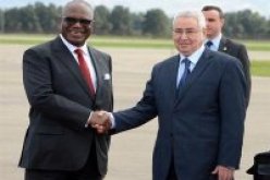 بن صالح يقيم مادبة عشاء على شرف الرئيس المالي