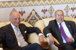 لوران فابيوس بالجزائر  للمشاركة في إجتماع اللجنة المشتركة  الإقتصادية بين البلدين