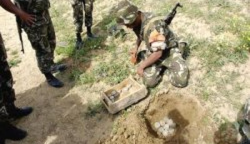 تطهير الحدود الشرقية و الغربية للجزائر من الألغام بنسبة 95 بالمائة