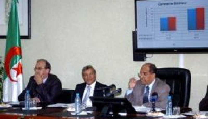 نتائج جيدة للوضعية النقدية و المالية للجزائر في السداسي الأول من سنة 2012