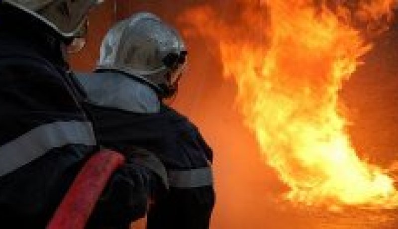 حرائق كبيرة في غابات ب 13 ولاية اهمها بمعسكر