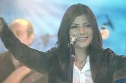 أصالة تتحدى القاعدة و تحيي حفل عدن