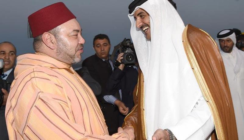 قطر تعلق على صورة ملك المغرب خلال زيارته الدوحة