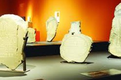 أمريكيون يعيدون قطعا أثرية إلى السعودية