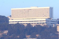 المركزية النقابية تعترض على خوصصة “الأوراسي” و”الجزائر”