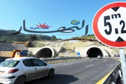 انهيار في‮ ‬الطريق السيار قبل استعماله